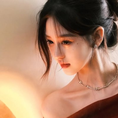 叔比狗：蓝猎鹰面具
